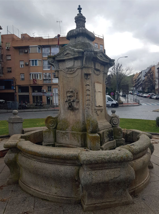 Figura 2. Cabrahígos, construida en 1775, es una de las fuentes monumentales más antiguas de la ciudad de Toledo y la única de estilo barroco conservada hasta la actualidad